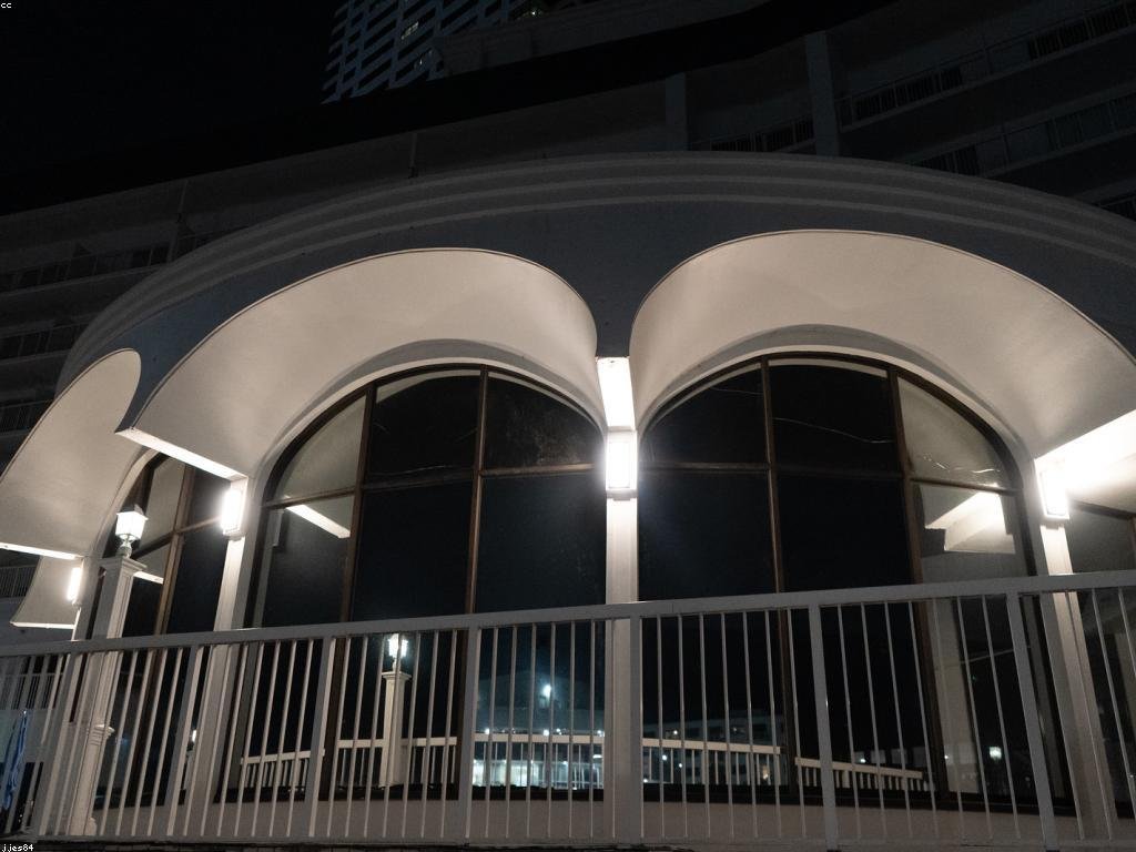 AI 로고 100개 중 디자이너가 선택한 단 하나의 성공: 그 비결과 평가 기준